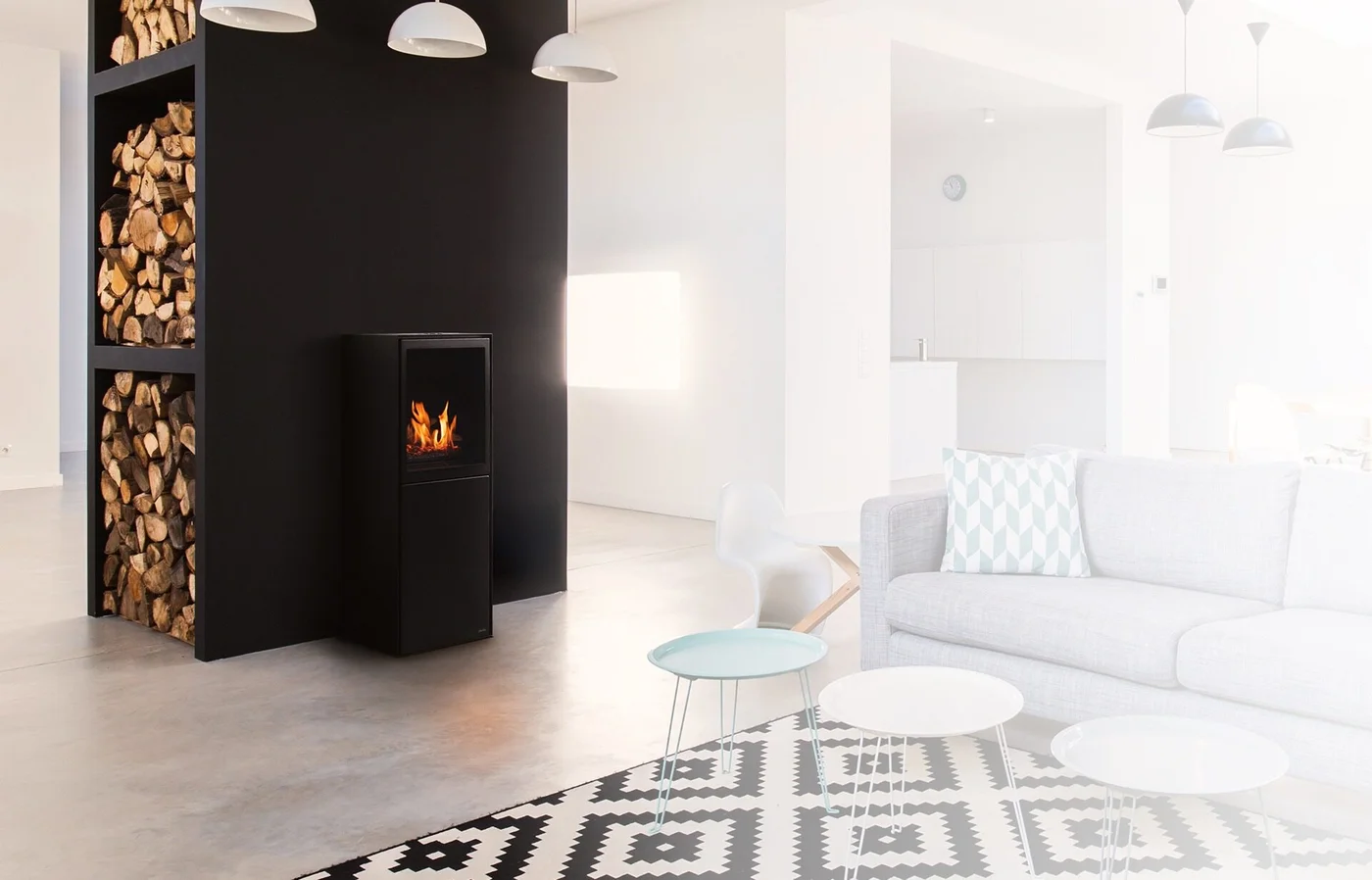 Planika Scandi bioethanol fireplace — product photograph